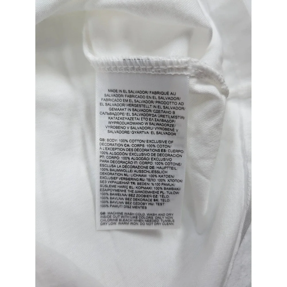 The North Face Mens Wolf Moon Graphic T-Shirt White Large NF0A7Z9D Standard Fit